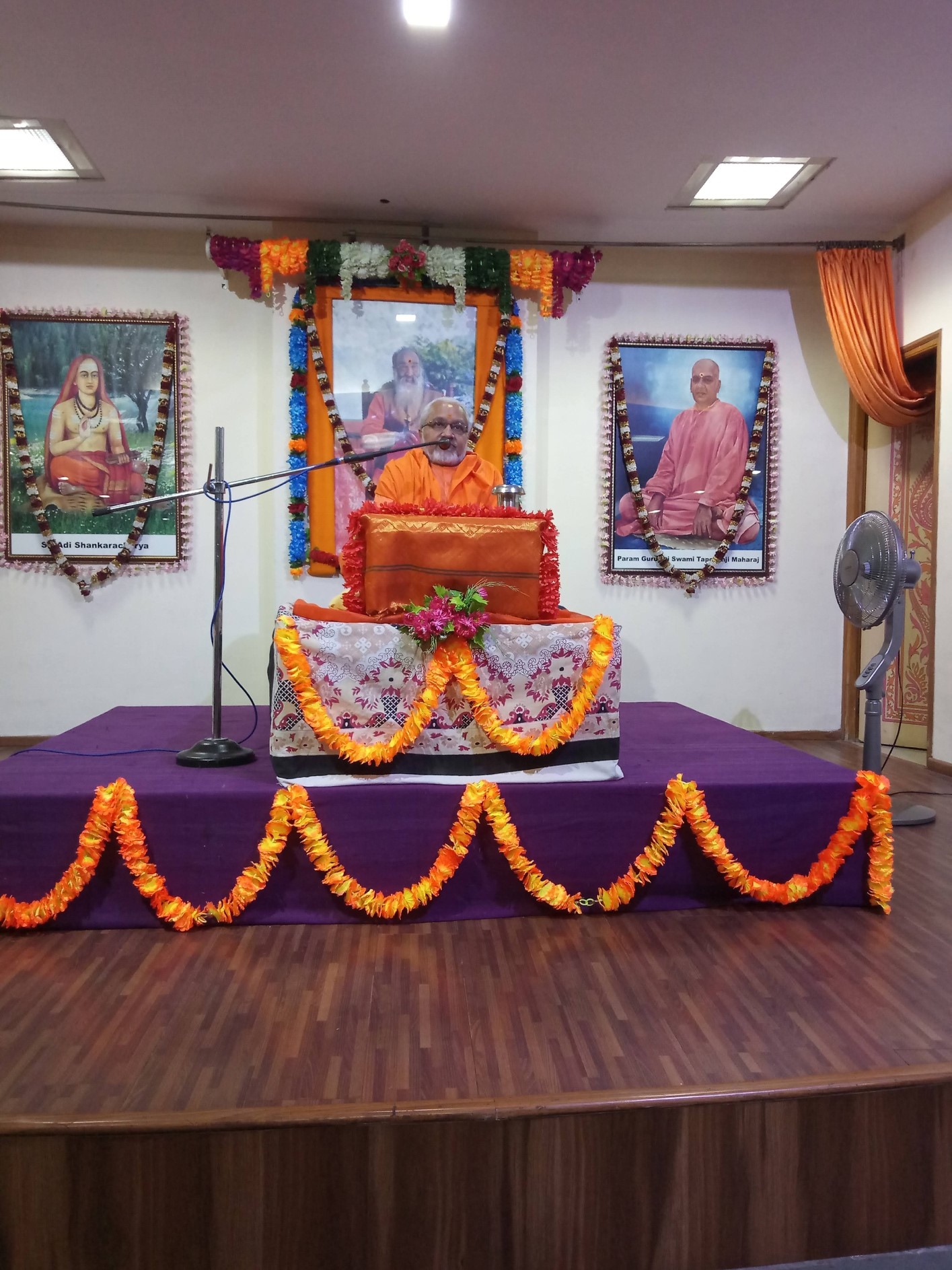 Swami Viviktananda visits